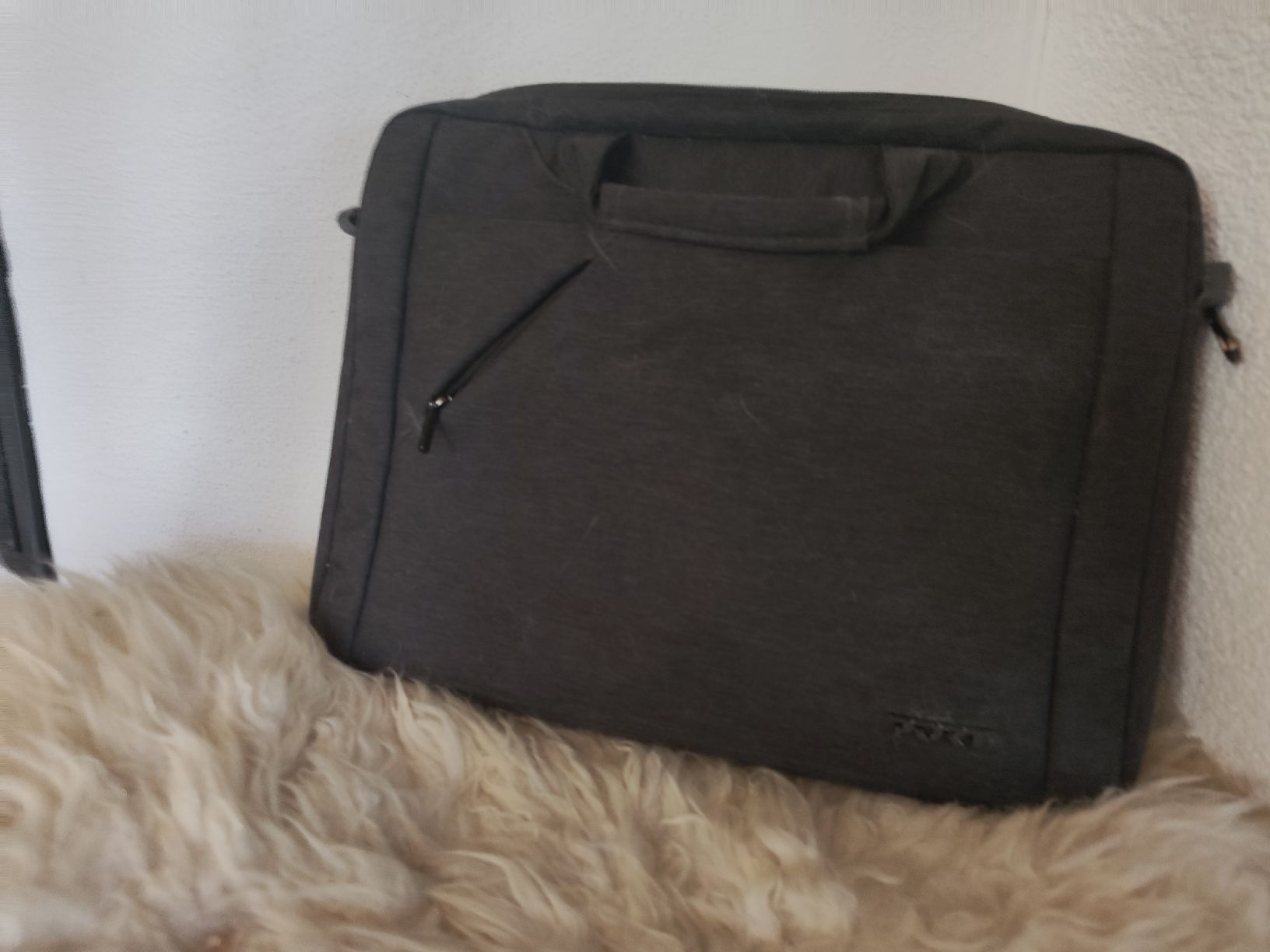 Taschen: Laptoptasche Port Designs  gebraucht – Gebraucht aus Niederglatt SG von bella2022 1