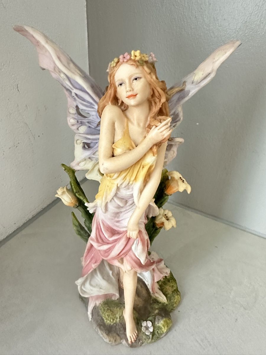 Statuette: Wunderschöne Elfenfigur Memories 27.5 cm – Usato da Nebikon venduto da Vanessa2003