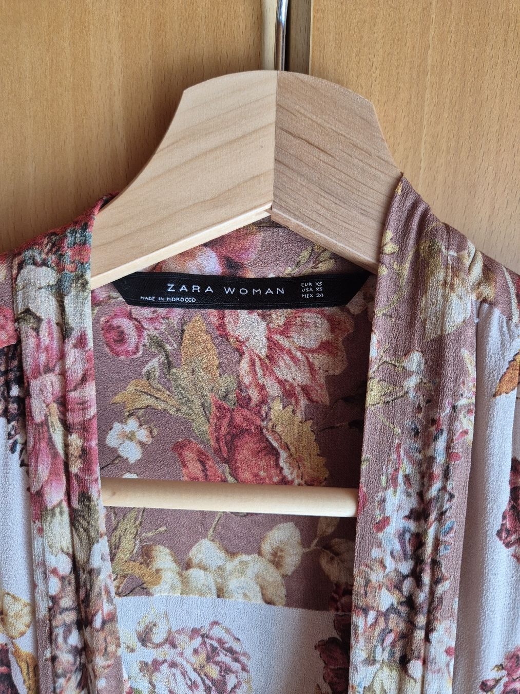 Zara Kleider: ZARA WOMAN Maxikleid mit floralem Patchwork-Muster – Neu (gemäss Beschreibung) aus Pfeffingen von Elegant_trend 6