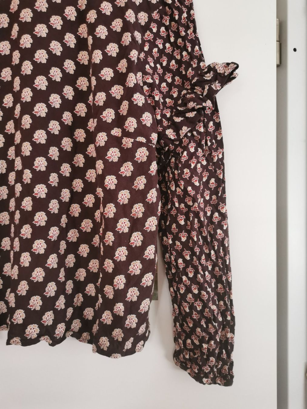 Blusen: Bluse Blumenmuster – Gebraucht aus Luzern von larissa_n 2