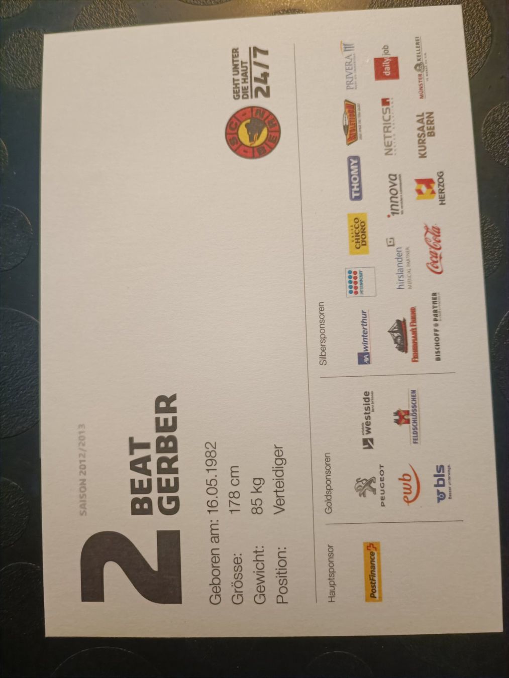 Autografi: Beat Gerber - Handsignierte SC Bern Karte Saison 2012/13 – Usato da Menziken venduto da Artographs 1