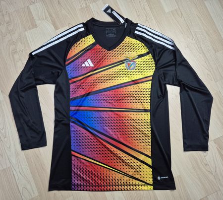 Adidas 23/24 SL Benfica Trainingstrikot Grösse L NEU