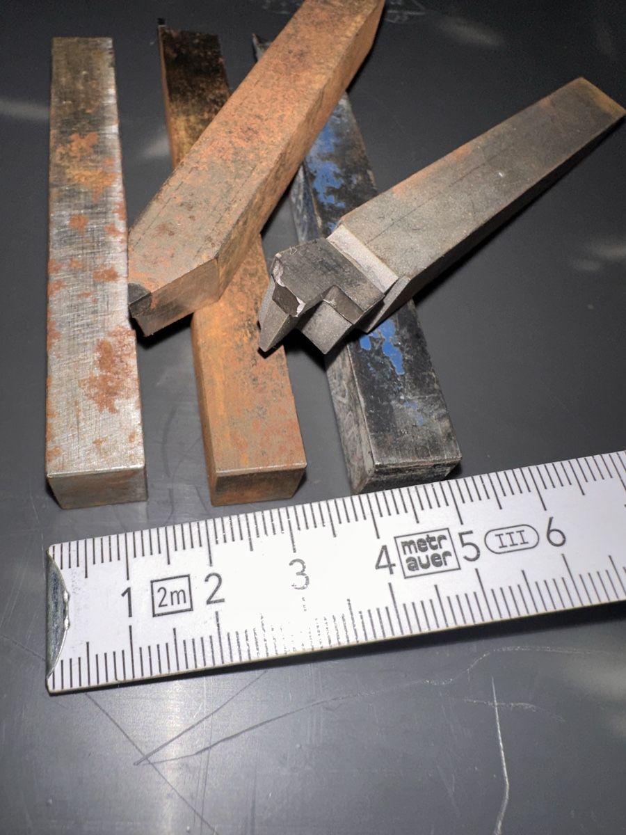 Tutti gli attrezzi: 5 Drehstähle – Usato da Niederönz venduto da Minusch2 2