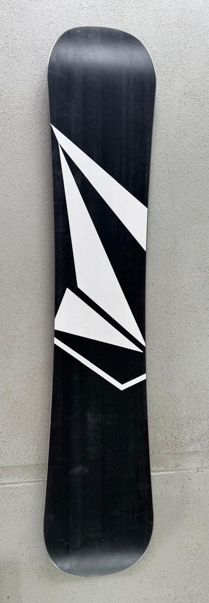 Board: Snowboard Volcom Rare – Nuovo e nell'imballaggio originale da Bulle venduto da Marjory 1