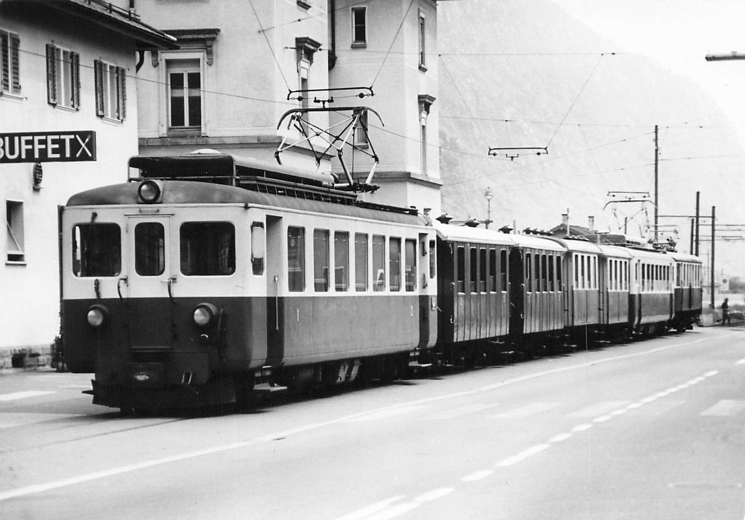 Cartoline postali: Foto BA Biasca Acquarossa Bahn Buffet FFS 1969 Aebi  – Usato da Biasca venduto da Blenio71
