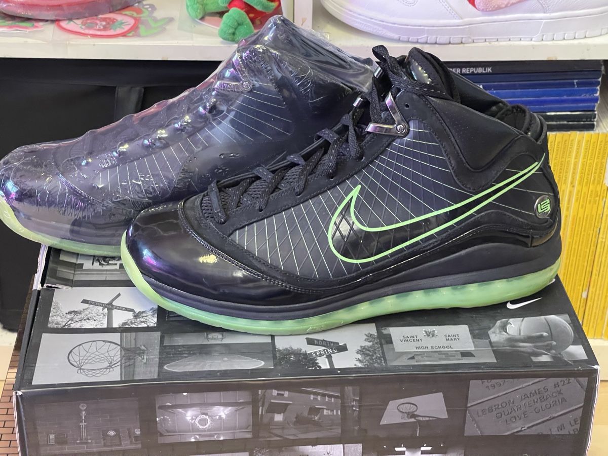 Nike Scarpe da uomo: Nike Le Bron 7 Dunkman US 13 / EU 47.5 – Nuovo e nell'imballaggio originale da Zug venduto da zgdunks 1