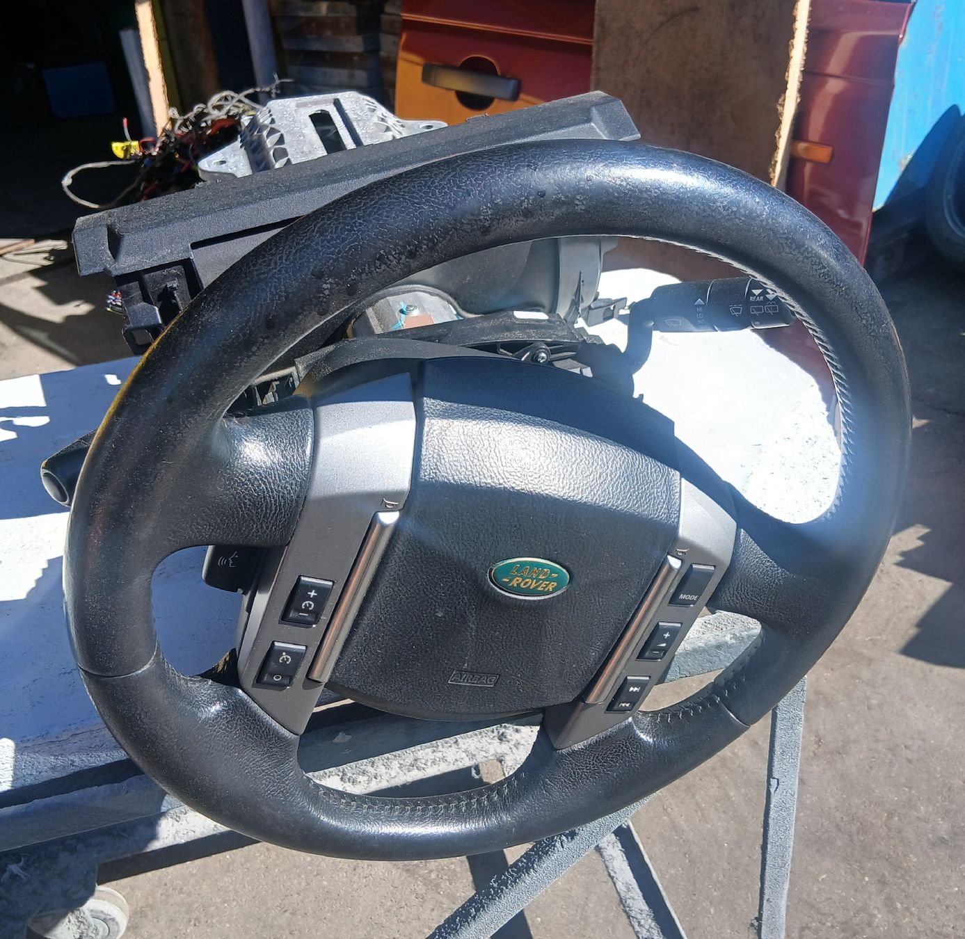 Land Rover Tutti pezzi di ricambio auto: Colonne de direction Range Rover L320 TDV8  – Usato da la heutte venduto da Auto-stock