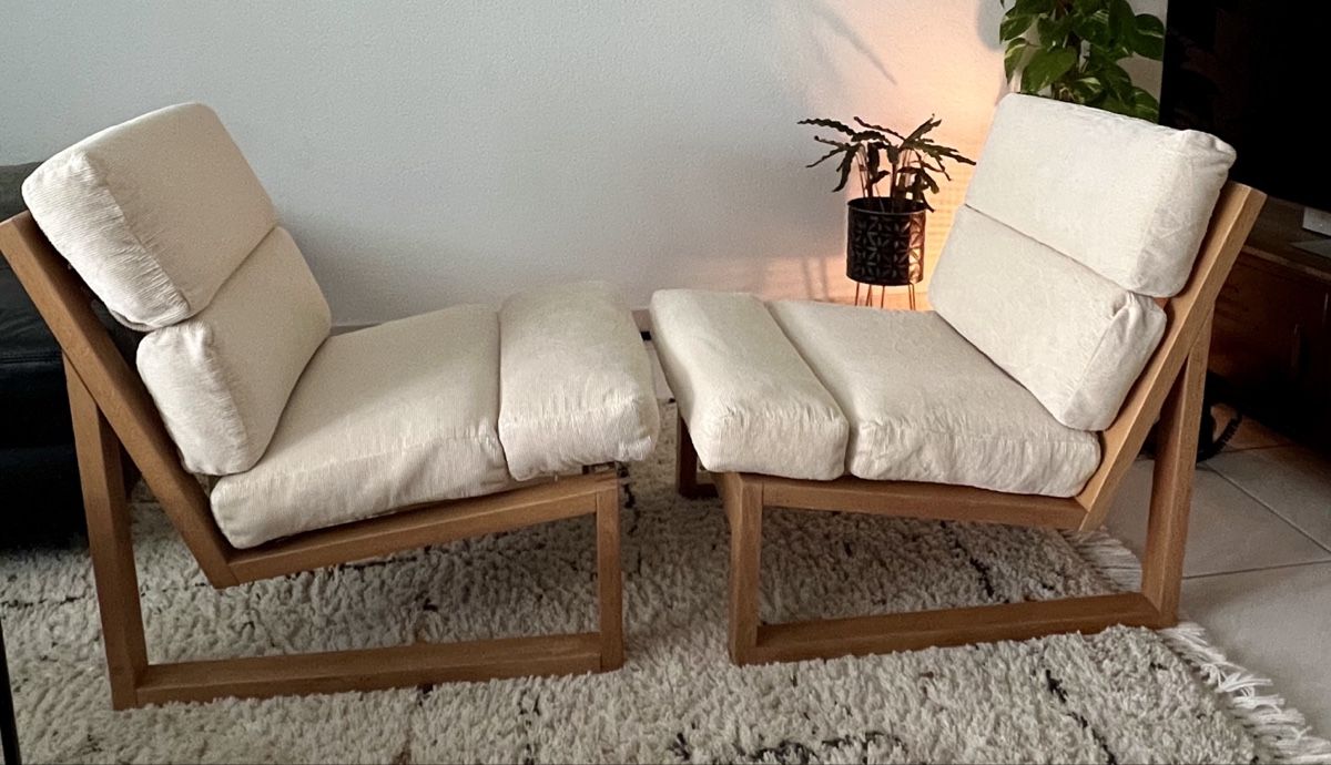 Poltrone: 2 Vintage Design Sessel Eichen Holzrahmen Cord Polster – Usato da Hunzenschwil venduto da Madachica