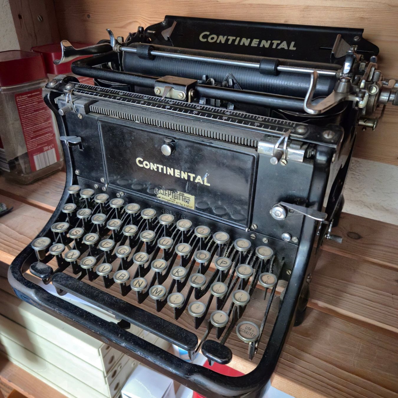 Continental Schreibmaschinen: Machine à écrire Continental – Gebraucht aus Marly von nic_zn9t 1
