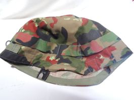 Schweizer Armee Tarnüberzug zu Helm "neu"