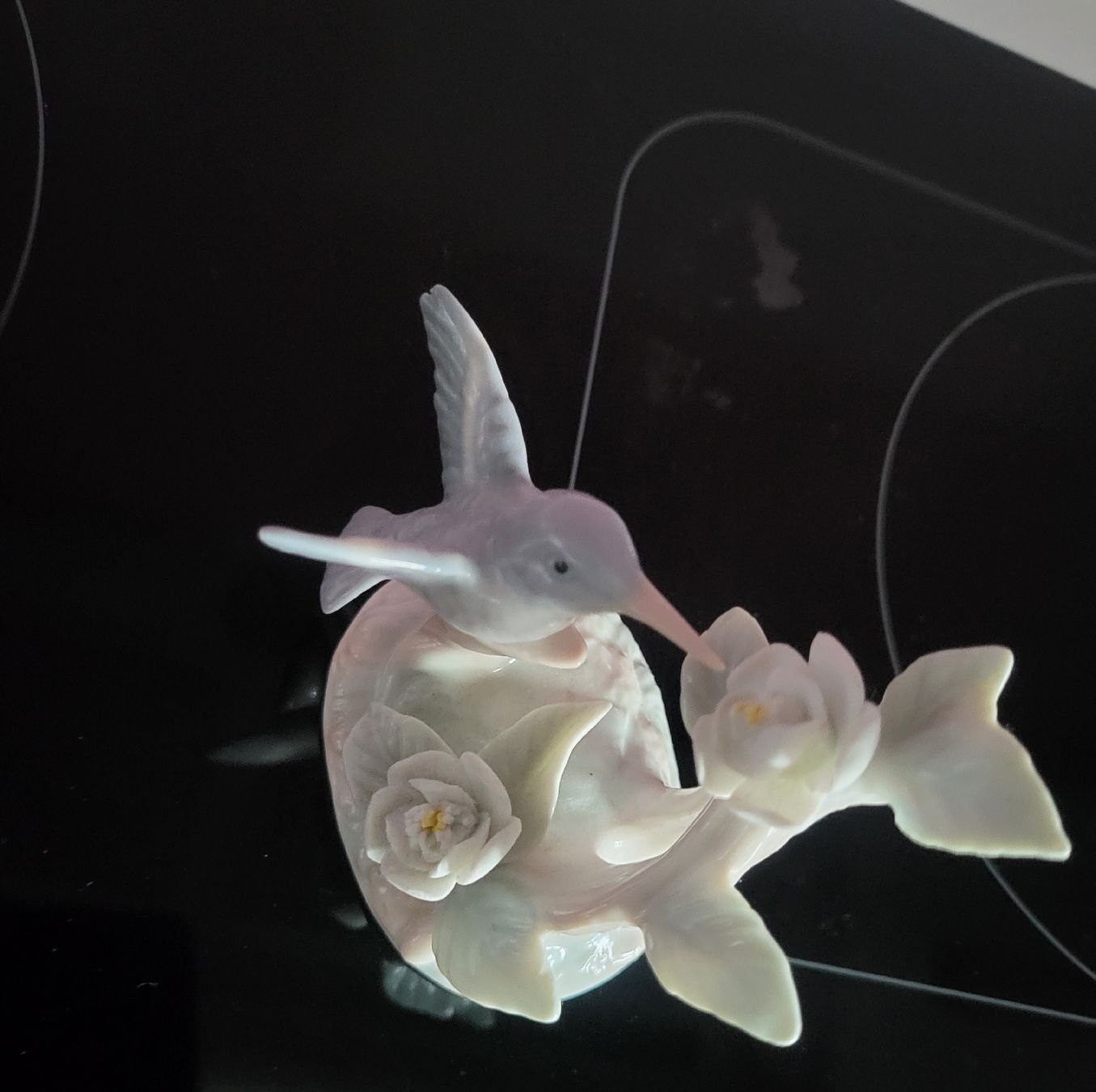 Figuren: Kolibri Porzellanfigur – Gebraucht aus Gutenswil von ghekko88