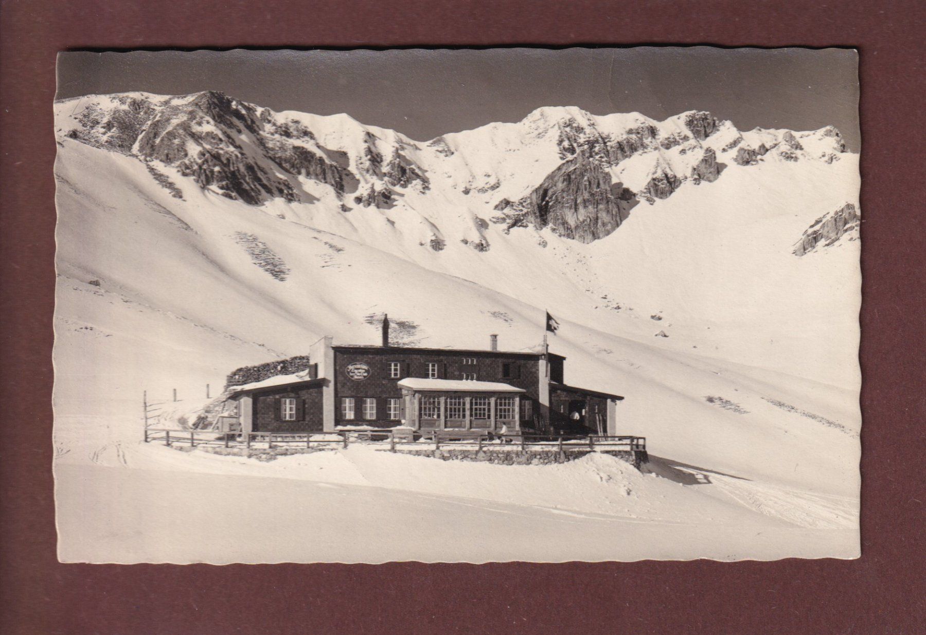 Cartoline postali: DAVOS - Parsennhütte - 1928 – Usato da Pully venduto da nicecards