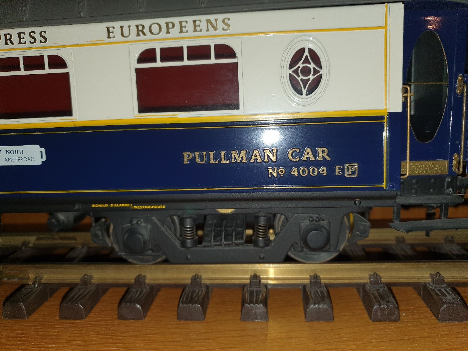 Modellini di ferrovie: J&M Models E 19 inkl. 2 Pullman Wagen Spur 1 – Nuovo (secondo la descrizione) da Münsingen venduto da wd65 4