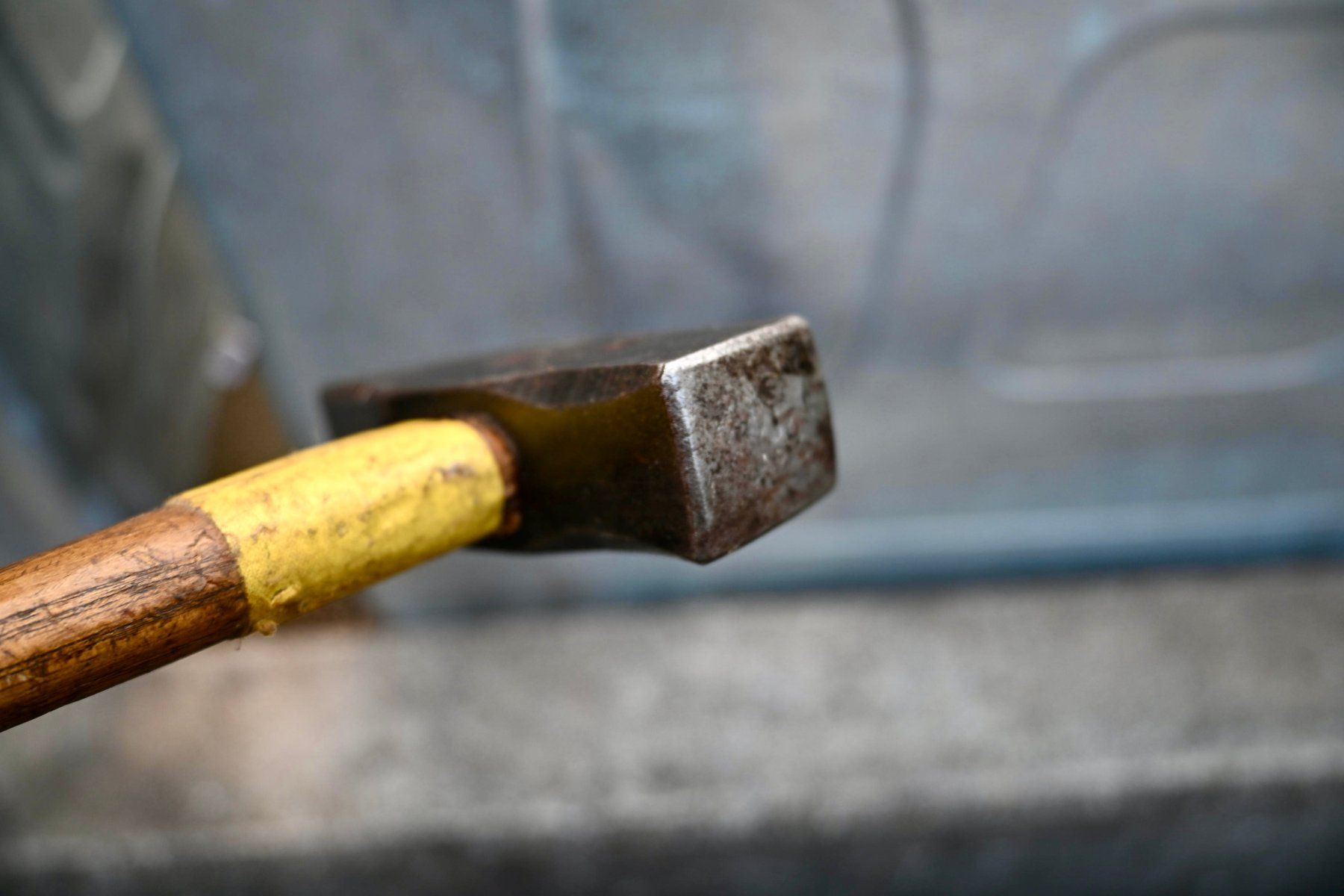 Tutti gli attrezzi: alter Schmiede Schlosser HAMMER  L 38cm – Usato da Pfaffhausen venduto da mono_rec 9