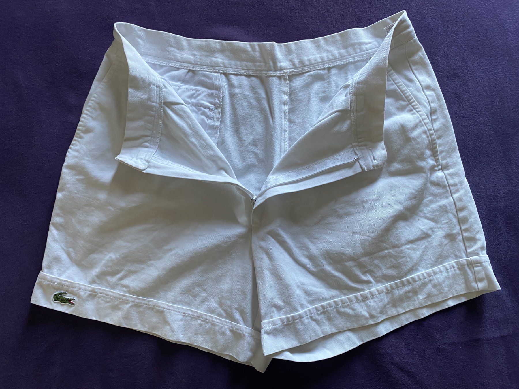 Lacoste Pantaloni: Lacoste Shorts (M, 87cm) – Usato da Gümligen venduto da Vicky2 1