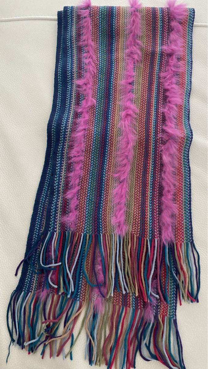 Codello Foulard & Sciarpe: Codello Schal  mit echt kanin fell 🌸 – Usato da Opfikon venduto da Luis144 8