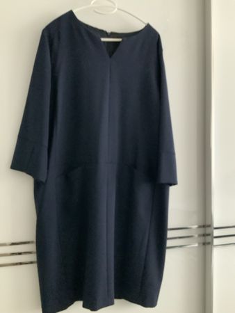 s.Oliver Black Label Kleid dunkelblau guter Zustand Gr.46