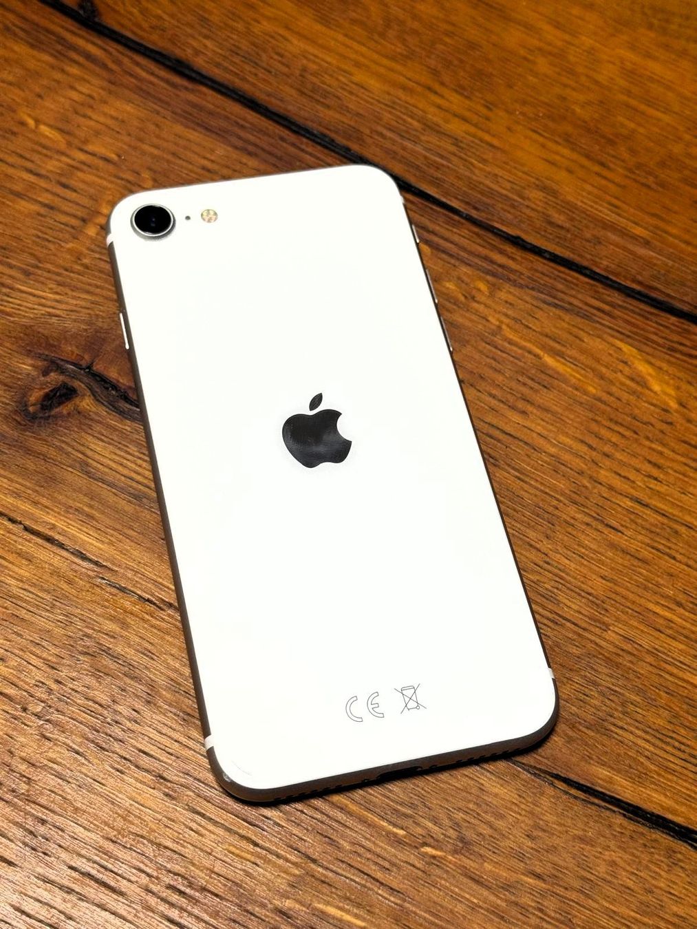 Apple Telefoni cellulari / Smartphones: Apple iPhone SE 2.Gen weiss – Usato da Sempach venduto da sta_p662 1