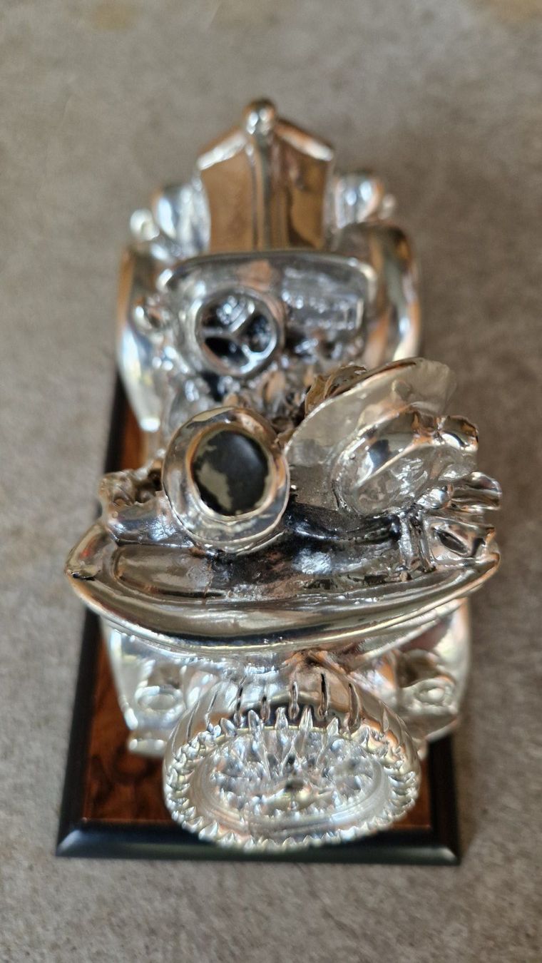 Statuette: Silber Hochzeitspaar im Oldtimer – Nuovo (secondo la descrizione) da Laufen venduto da nostalgie0811 3