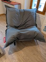Coussin Fatboy gris avec rocking-chair