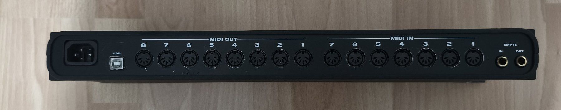 Strumenti musicali: Motu Midi Xpress XT 8in 9out USB midi interface – Difettoso da Cheyres venduto da Alex60 1