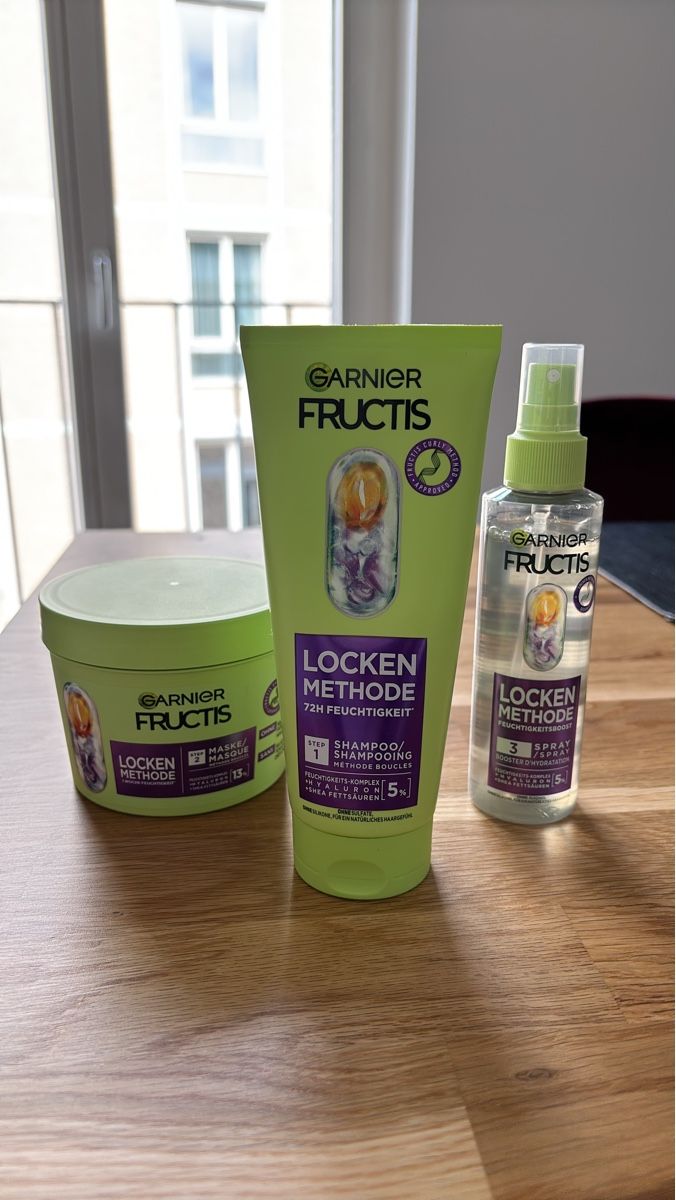 Garnier Prodotti per capelli: Garnier Fructis Locken Methode - Schampoo / Maske / Spray – Usato da Winterthur venduto da serainaw_