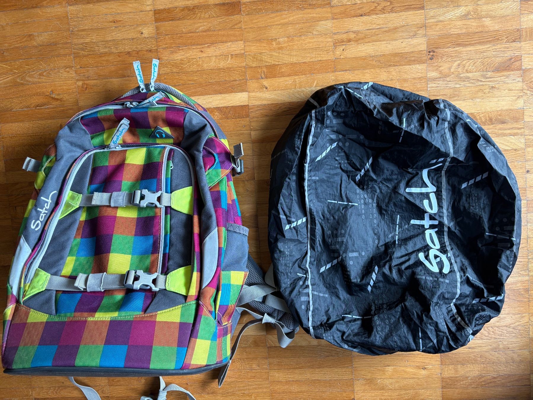 Satch Zaini: Satch pack Schulrucksack mit originaler Regenhülle – Usato da Riehen venduto da Rheinweg 1