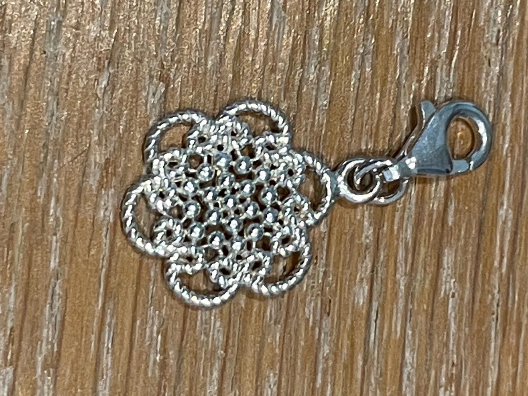 Ciondoli: LEBENSBLUME ANHÄNGER IN SILBER – Usato da Meggen venduto da Meggeni 1
