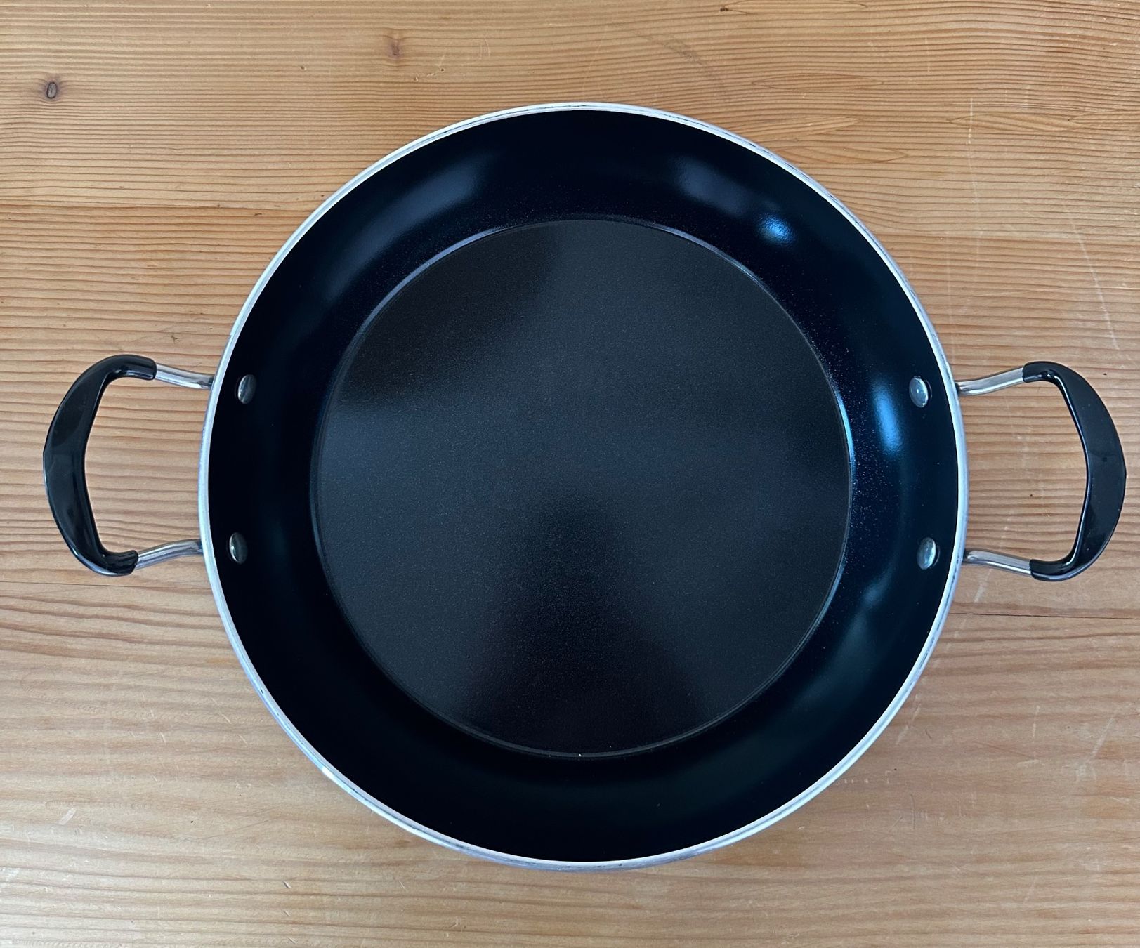 Cadac Poêles: Cadac Paellapfanne 30cm mit Deckel – Neuf (Voir description) à Bourguillon par Mamaremo 2