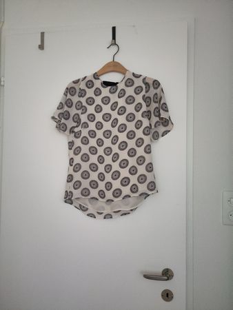 Verschiedene Blusen