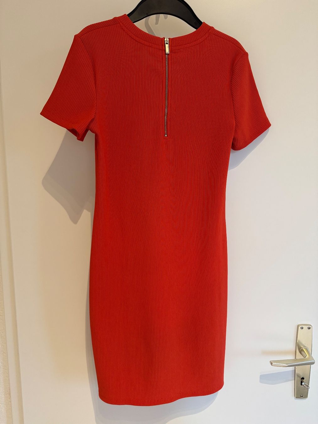 Zara Vestiti: Robe corail - Zara – Usato da Denens venduto da sar_5wlm 1