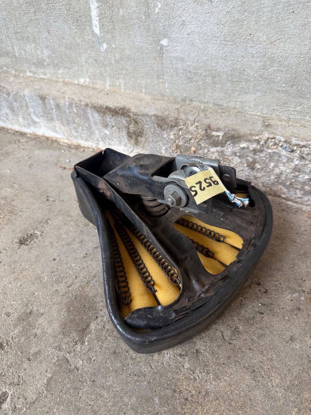 Sachs Pièces pour mobylette: Mofa Sattel Oldie – D'occasion à Fahrni b. Thun par berger_tuning34 1