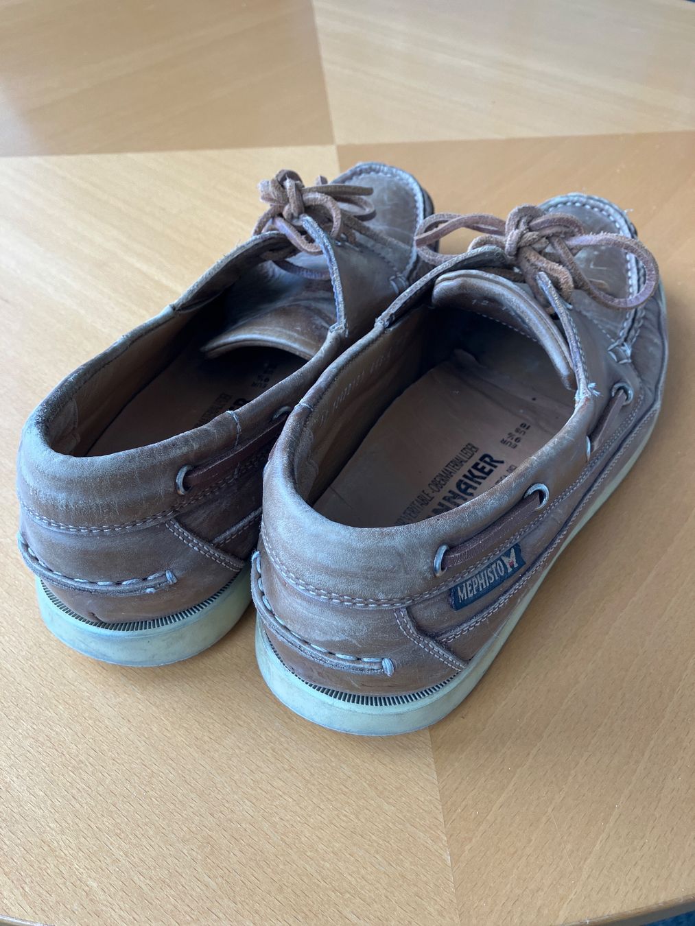 Scarpe da uomo: Mephisto Spinnaker Bootsschuhe, Gr. 43.5 oder US10 – Usato da Aesch BL venduto da Vondenbienen 4