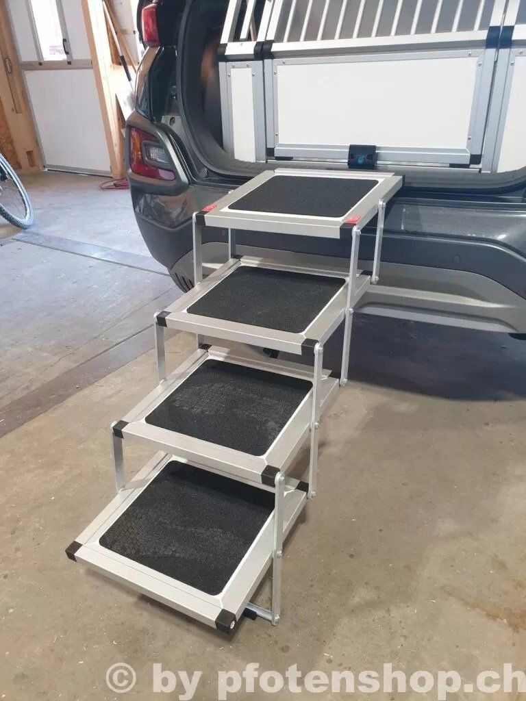 Scale: Hundetreppe 4 Tritte, Einstiegstreppe – Usato da Bischofszell venduto da 4pfoetli