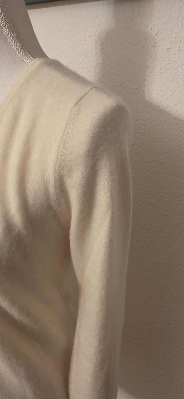 Globus Maglioni & Felpe: Damen Pullover Globus 100% Kaschmir Creme Grösse S – Usato da St. Gallen venduto da mania03 1