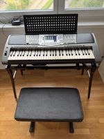 Yamaha PSR-1000 Keyboard mit Ständer und Hocker