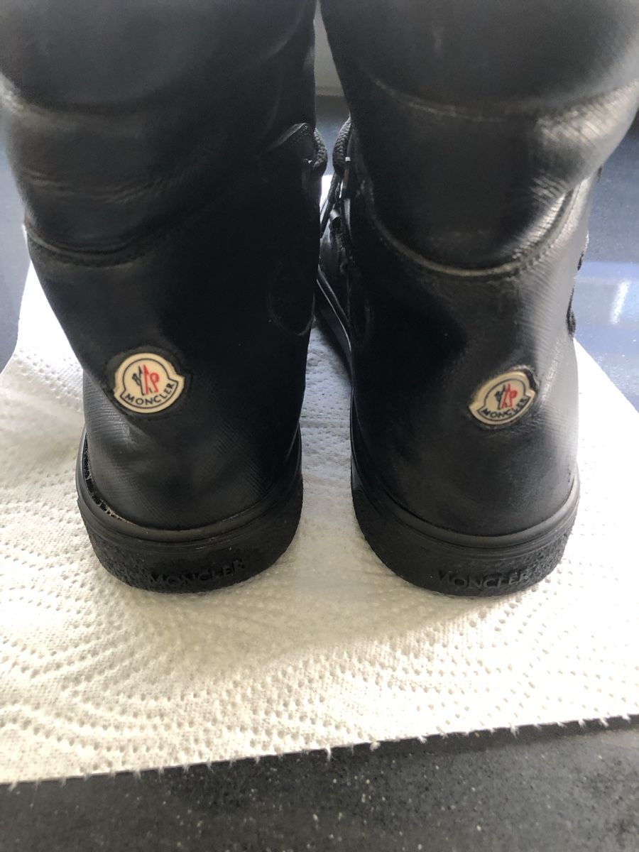 Moncler Scarpe da donna: Moncler Boots – Usato da zürich venduto da ritas0102 1
