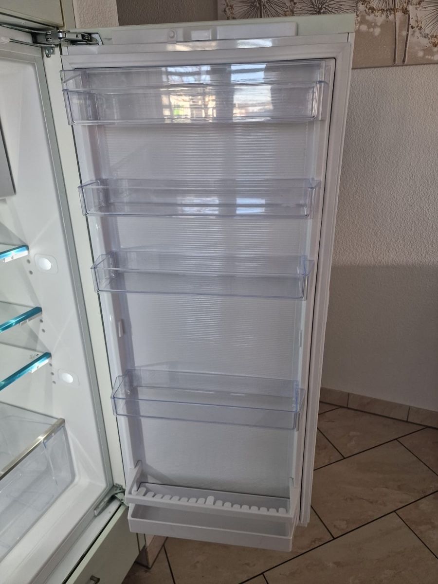 V-Zug Frigoriferi: Kühlschrank VZUG – Usato da Volketswil venduto da aur_clk9 2