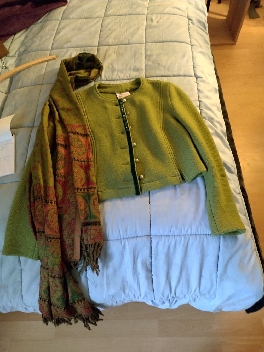 Pantalons: Trachtenhose mit Jäckli – D'occasion à Altbüron par bestatter12 2