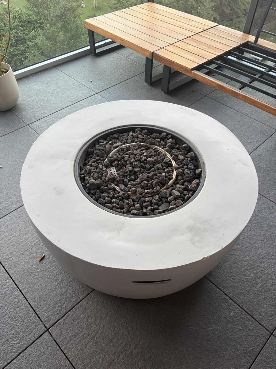 Cheminée: Grey gas fire pit, easy use, in good condition  – Gebraucht aus Zürich von MariaJC 5