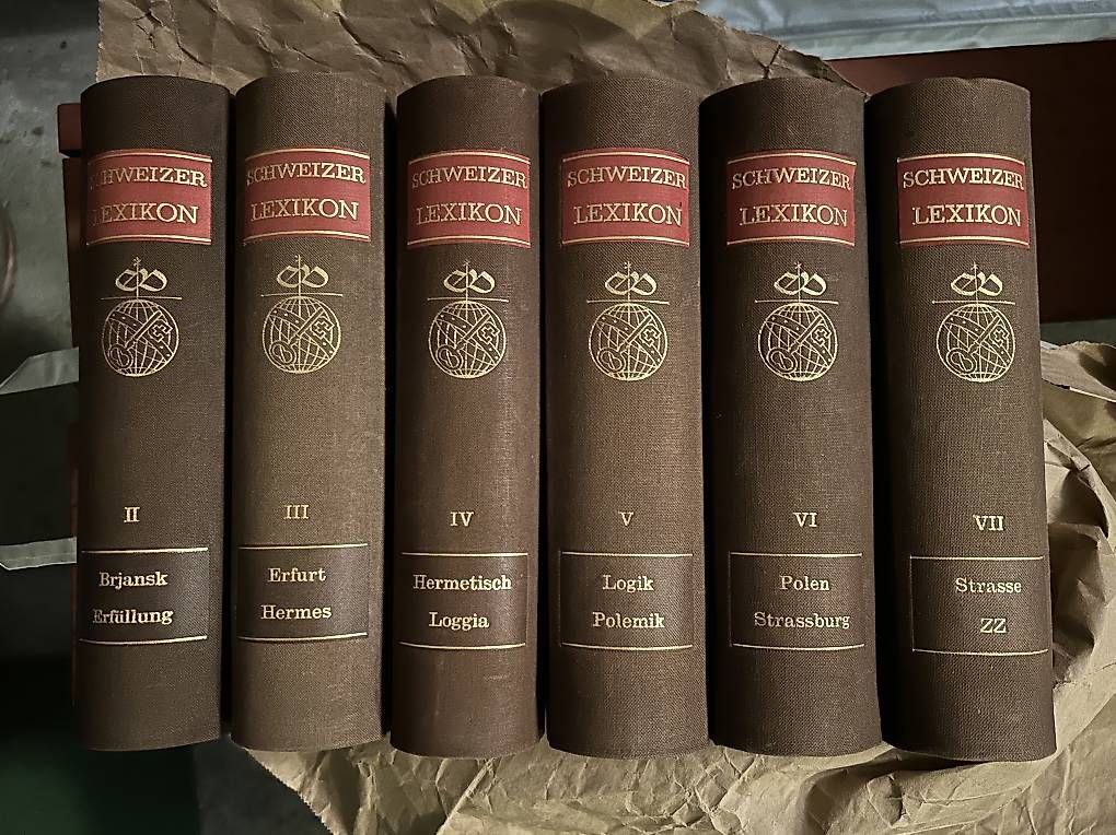 Libri: Schweizer Lexikon 7 Bände – Usato da Herisau venduto da and_sfh2 2