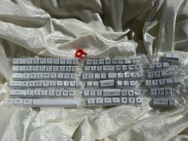 Ersatztasten für mechanische Tastatur mit Extraktionsstift