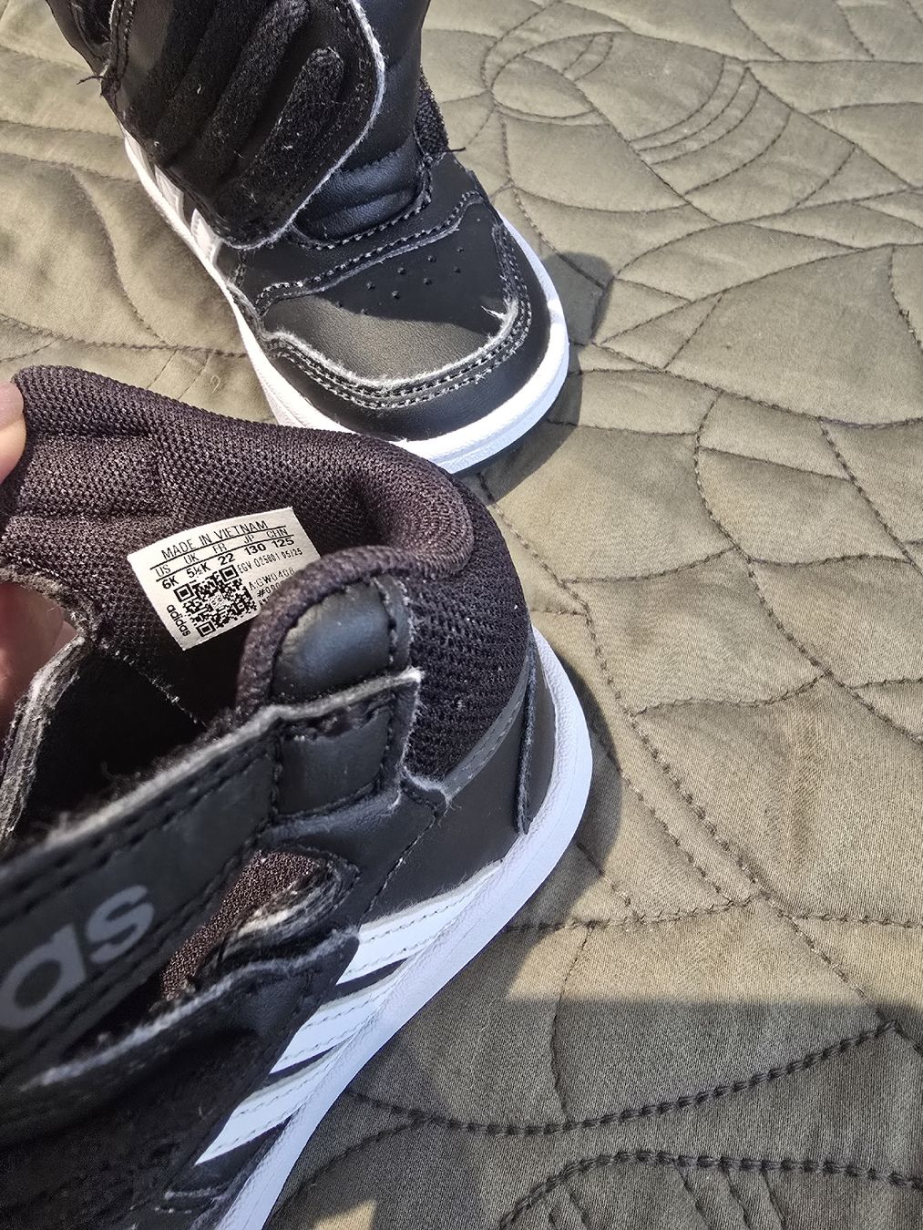 Adidas Schuhe für Jungen: Adidas Kinder Schuhe,  Gr.22 – Neu und originalverpackt aus Rorschacherberg von Olgamedved 5