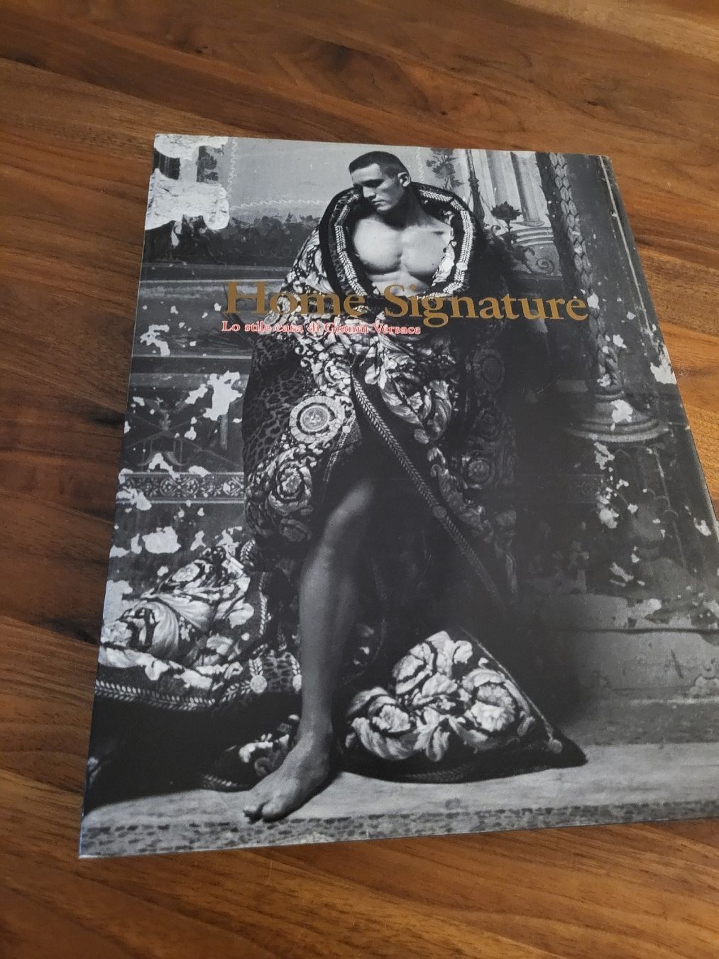 Libri: Gianni Versace Buch – Nuovo (secondo la descrizione) da Fruthwilen venduto da Mostro-Medusa 2
