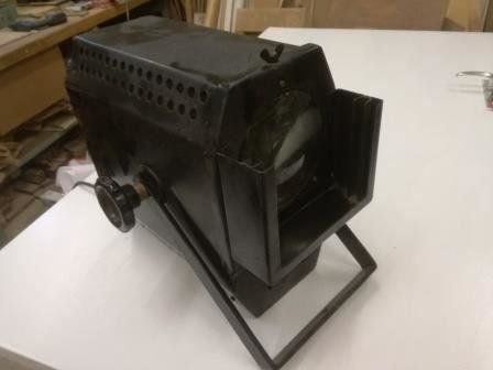 Lampade: Vintage Theaterscheinwerfer – Usato da Sursee venduto da Ursus_LU 2