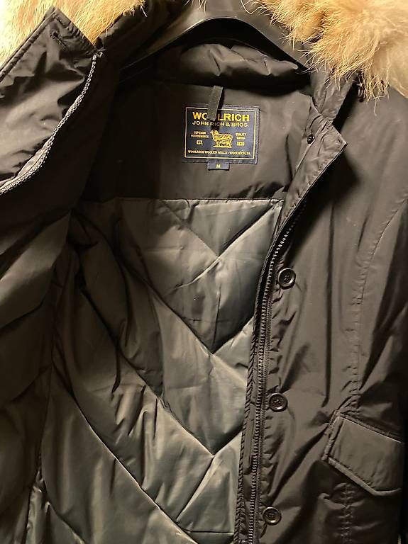 Cappotti: Woolrich Parka schwarz, Gr. M – Usato da Meisterschwanden venduto da jil_8rtq 1