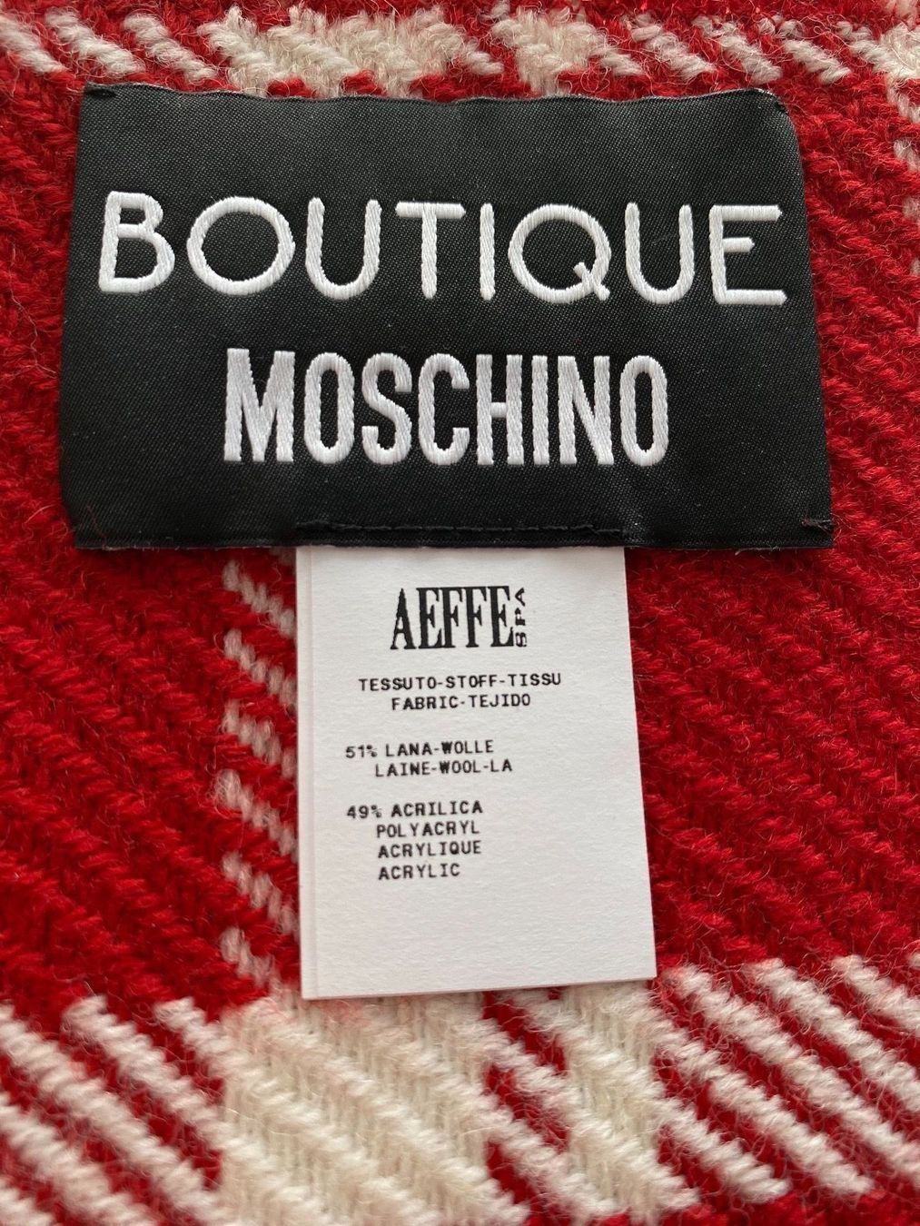 Moschino Foulard & Sciarpe: Boutique Moschino Schal Snowflake – Nuovo e nell'imballaggio originale da Schaan venduto da MivrSh 2
