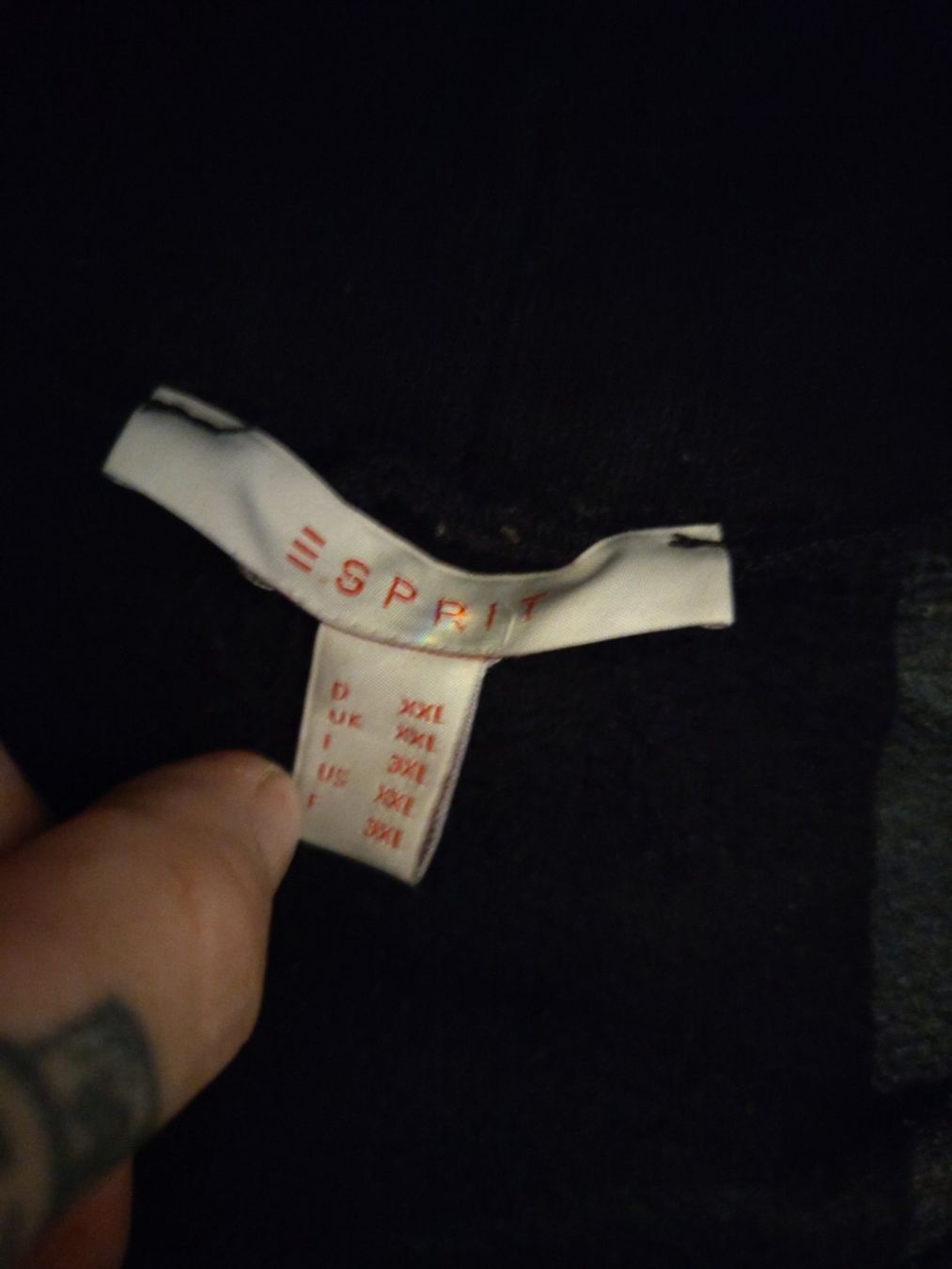 Esprit Maglioni & Felpe: Esprit Pullover, Rollkragen, Oversize, Schwarz, XXL – Usato da Mumpf venduto da Roxy_Piercing 3