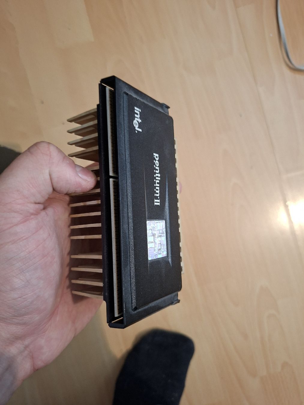 Intel Componenti elettronici: Intel Pentium II – Usato da Schaffhausen venduto da AA_GE 2