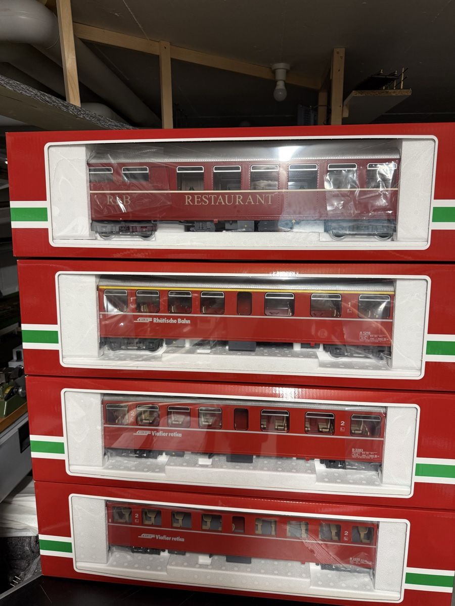 LGB Modellini di ferrovie: LGB SCHNELLZUGWAGEN-SET NEU – Nuovo e nell'imballaggio originale da Sempach venduto da Wewa1